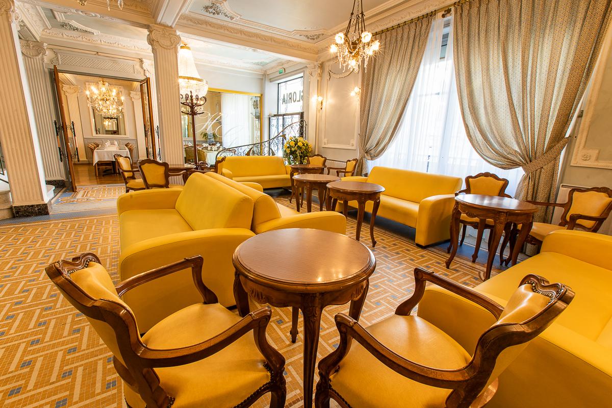 Gloria & Avenue 3* Lourdes