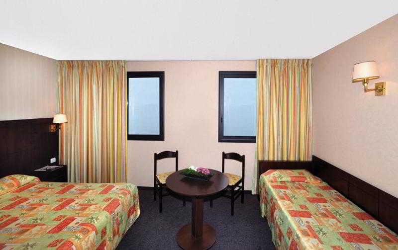 Hotel Gloria & Avenue Lourdes