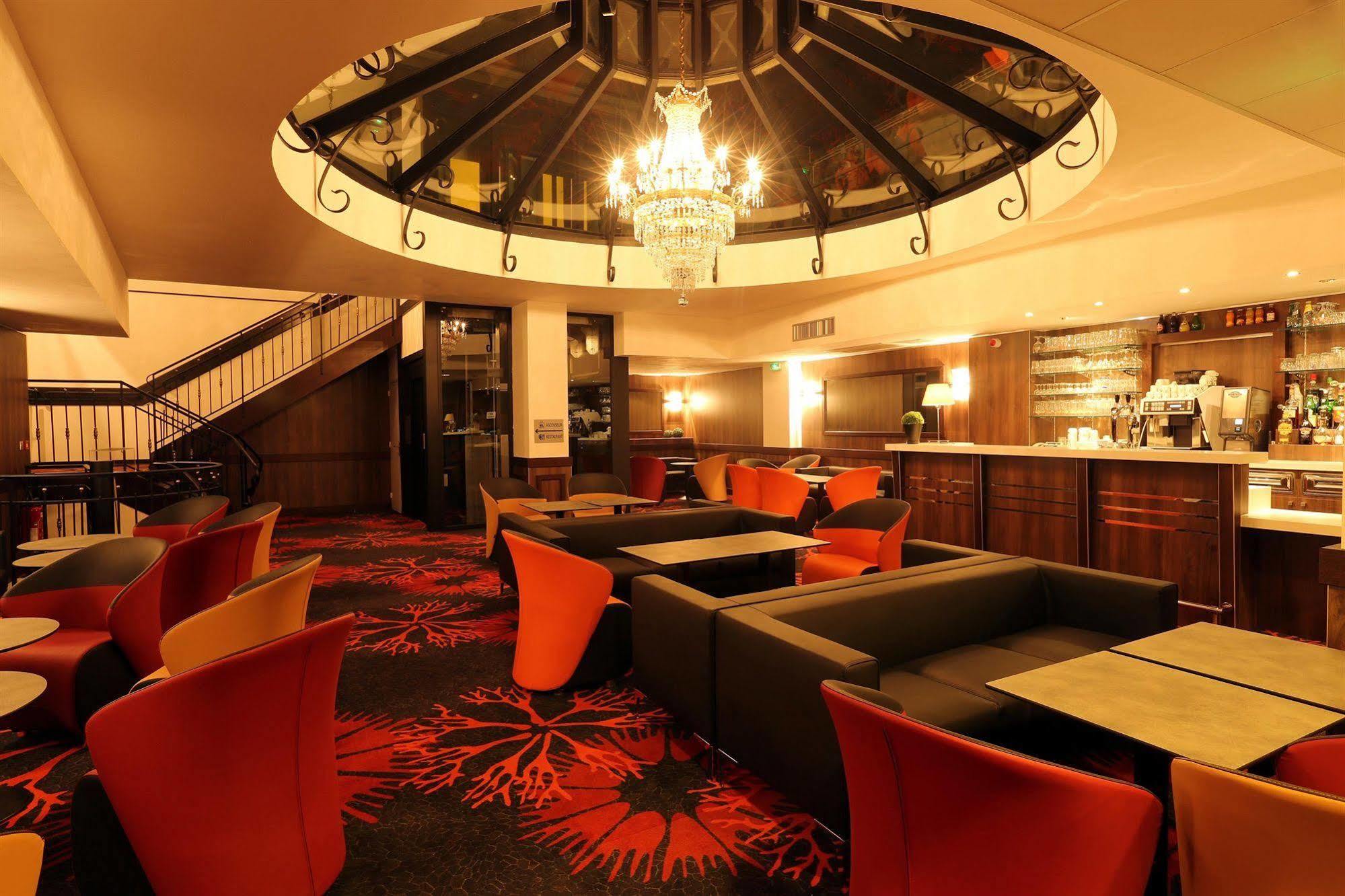 Hotel Gloria & Avenue 3*